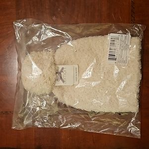 NWT Lemon Snowdrift Beanie